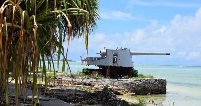 A Japanese gun on a mount in South Tarawa